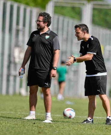 Bursaspor’da çalışmalar sürüyor