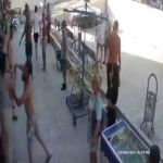 Büyükçekmece’de genç kız dehşeti yaşadı: Dişleri kıran yumruk kamerada