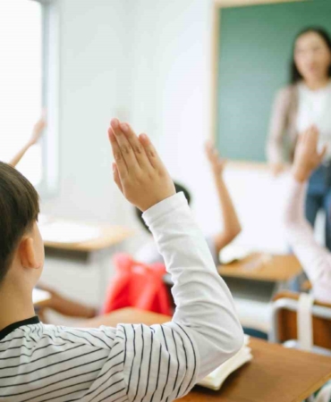 Büyükşehir’den öğrencilere eğitim ve kırtasiye desteği