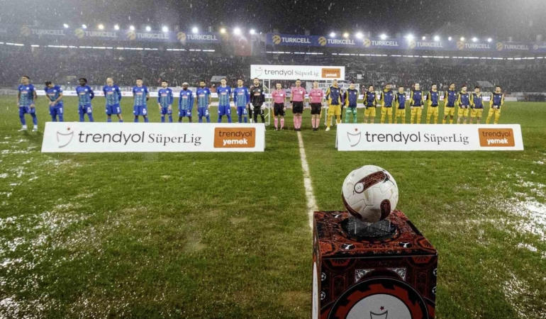 Çaykur Rizespor ile Fenerbahçe 45. randevuda