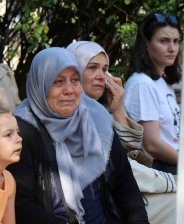 Çeyrek asır geçti ama acıları dün gibi taze: “O gece kabus gibiydi, 25 yıl geçti hala rüyalarımızda”