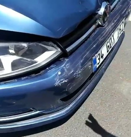 Düğün konvoyunda trafiği durdurup halay çektikleri sırada zincirleme kazaya sebep olan sürücülere ceza yağdı