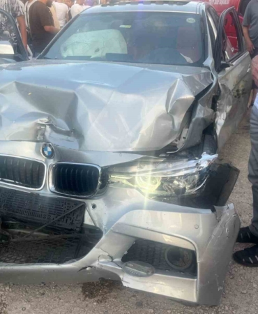 Erdek’te yaralamalı trafik kazası