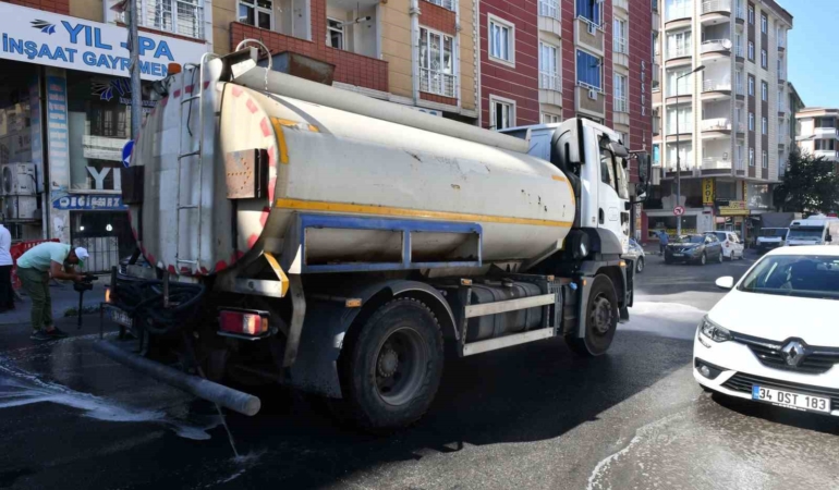 Esenyurt Belediyesi’nden temizlik seferberliği
