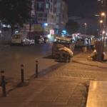 Esenyurt’ta bıçaklı saldırgan dehşet saçtı: 1’i polis 2 kişi yaralandı