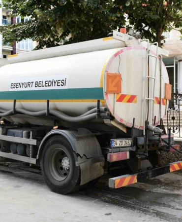 Esenyurt’ta Camilerde Kapsamlı ’ Cuma Namazı’ Temizliği