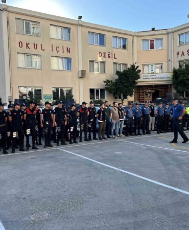 Esenyurt’ta silah ticaretinden kesinleşmiş hapis cezasıyla aranan şahıs yakalandı