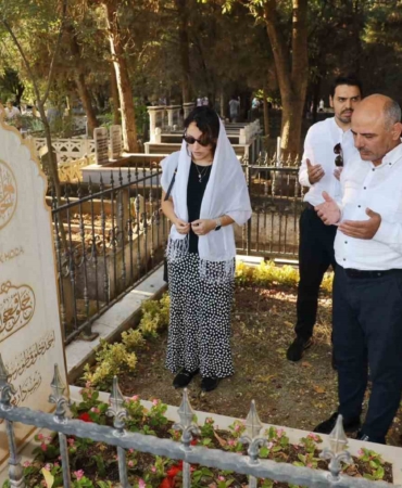 Eski Bakan Yardımcısı Ahmet Haluk Dursun kabri başında anıldı