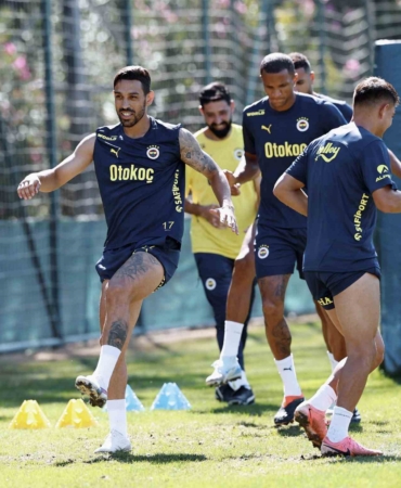 Fenerbahçe, Adana Demirspor maçının hazırlıklarına başladı