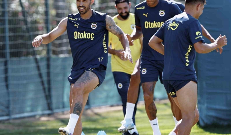 Fenerbahçe, Adana Demirspor maçının hazırlıklarına başladı