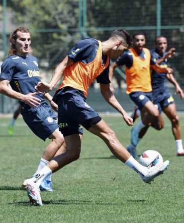 Fenerbahçe, Lille maçı hazırlıklarına başladı