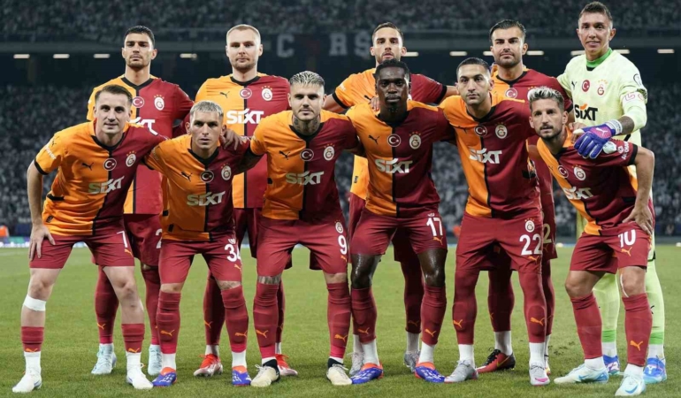 Galatasaray beklenen 11’le başladı