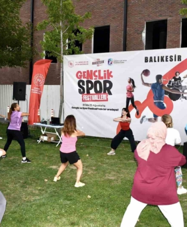 Gençlik ve Spor Festivali Balıkesir’de yapıldı