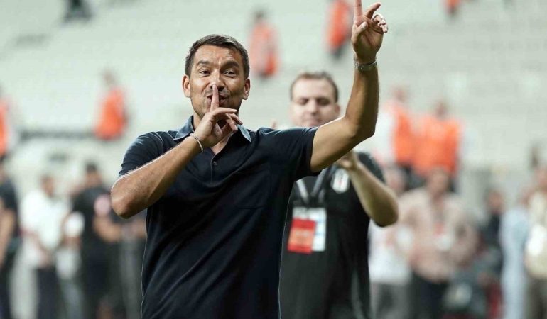 Giovanni van Bonckhorst, Beşiktaş taraftarını kırmadı