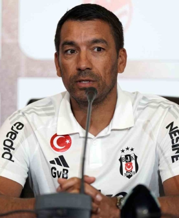 Giovanni van Bronckhorst: “Kupayı kazanmak için elimizden geleni yapacağız”