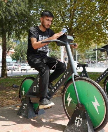 Hem şarj hem deşarj oluyorlar