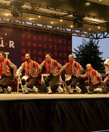 Hemşehri buluşmalarına unutulmaz son: Millet Bahçesi kültür festivalinde on binleri ağırladı