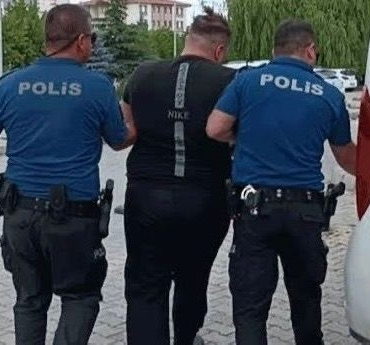 Hırsızlık suçundan 8 ay 10 gün hapis cezası ile aranana şüpheli yakalandı