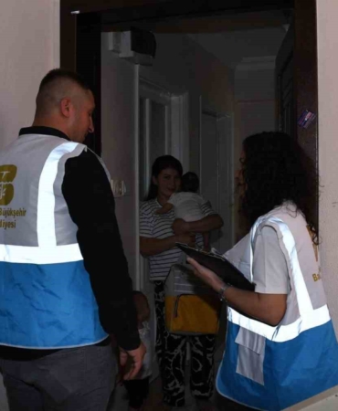 ‘Hoş Geldin Bebek’ paketleri annelerin yüzünü güldürüyor