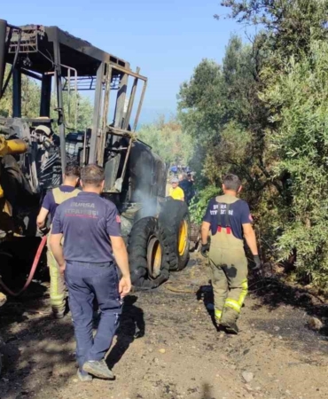 İş makinesi alevlere teslim oldu