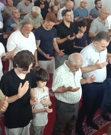 İsmail Haniye için Edremit’te gıyabi cenaze namazı kılındı