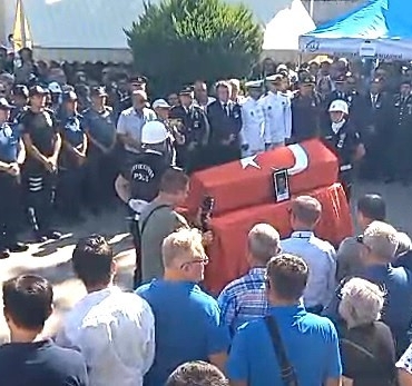 Kalp krizi sonucu vefat eden komiser için tören düzenlendi