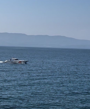Kano ile denizde kaybolan 2 genç için denizden ve havadan seferberlik