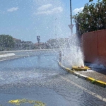 Küçükçekmece’de ana su borusu patladı, tonlarca su boşa aktı