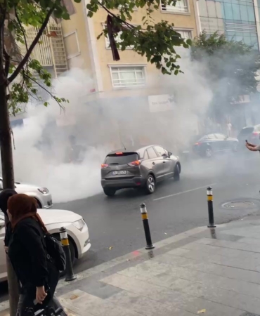 Küçükçekmece’de aynı noktadaki elektrik yangını, esnafı canından bezdirdi