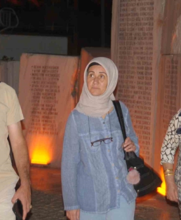 Marmara Depremi’nde enkaz altına kalan Tuna ailesi o anları anlattı