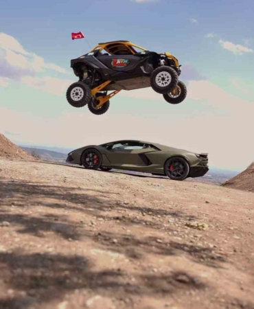 Milyonluk arabanın üstünden ATV ile atladı, Yusuf Dikeç pozu verdi