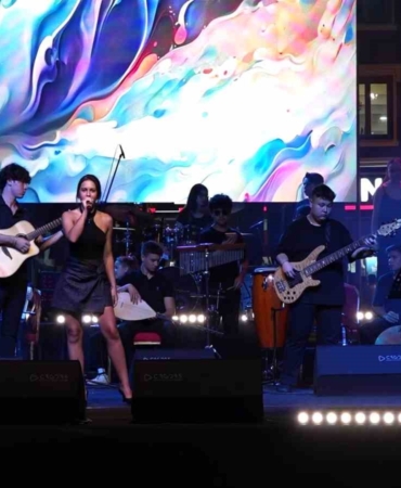 MOD10, yaz konserlerine Bandırma’dan başlandı