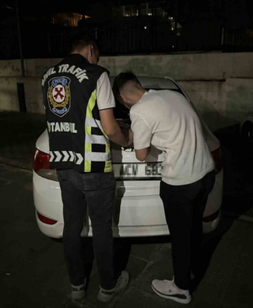 Motosikletle akrobasi hareketleri yapan sürücüye 16 bin 553 TL ceza