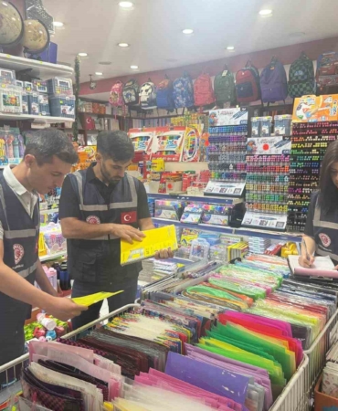 Okulların açılmasına kısa bir süre kala kırtasiye denetimi
