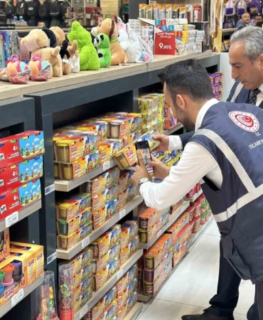 Okulların açılmasına sayılı günler kaldı: Kırtasiyeler teker teker denetleniyor
