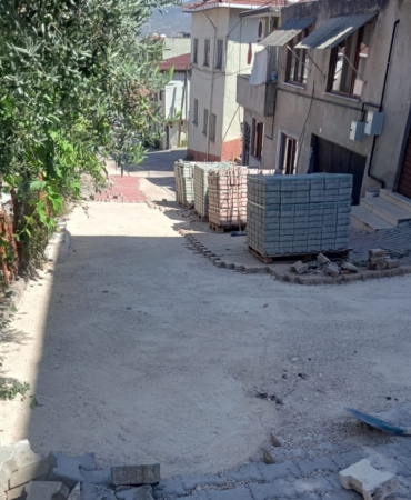 Osmaneli’nde yol bakım ve onarım çalışmaları devam ediyor