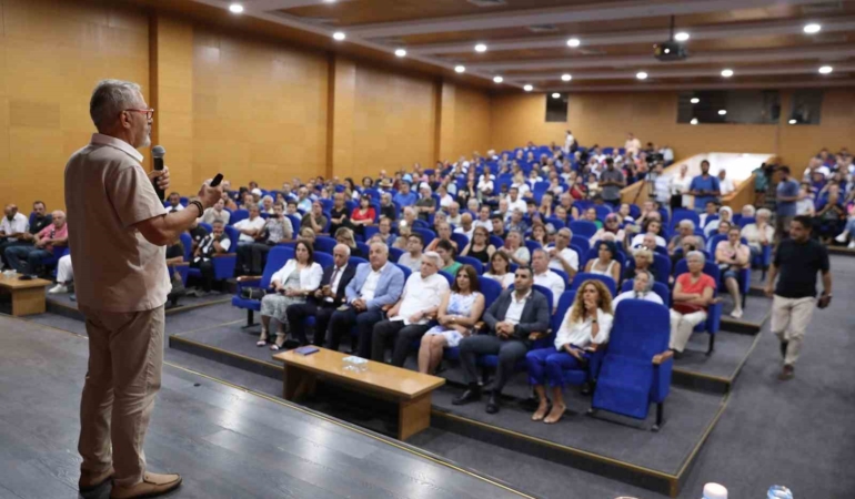 Prof. Dr. Naci Görür İstanbul’un genç ilçesini işaret etti: “Zemininin çok sağlam, dinamitle kırılacak kuvvete sahip”