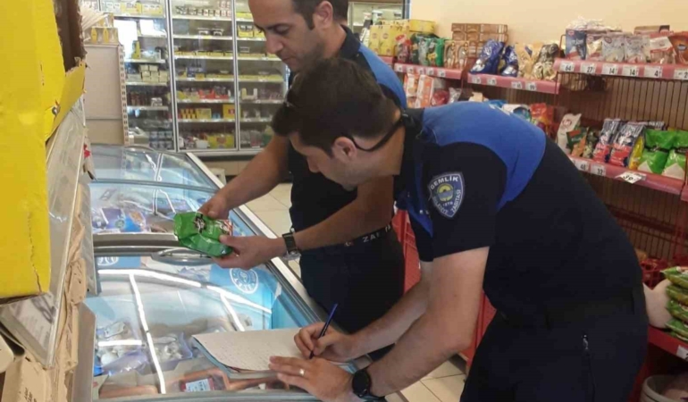 Rafta başka kasada başka fiyata zabıta müdahalesi