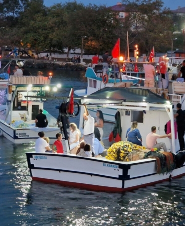 Sakarya’da balıkçılar törenle ‘vira bismillah’ dedi