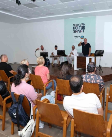 Sanatın farklı yönlerini keşfediyorlar