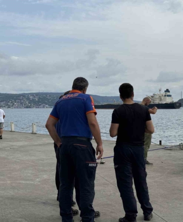 Sarıyer’de batan teknede kaybolan kişiyi arama çalışmaları devam ediyor