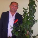 Sarıyer’de ruhsat kavgasında polisin silah doğrulttuğu şahsa halası siper oldu: O anlar kamerada