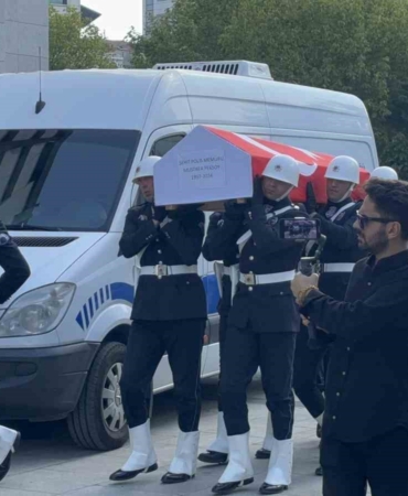Şehit Polis Memuru Mustafa Peksoy için il emniyette cenaze töreni