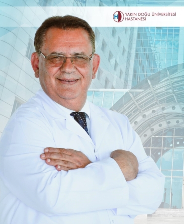 Ses estetiği operasyonu olan erkek hasta, tiz sesinden kurtuldu