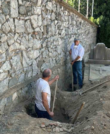 Şişli Rum Ortodoks Mezarlığı’nda kazı yapan 4 define avcısı yakalandı