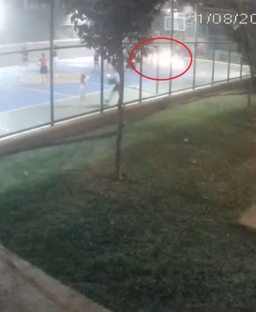 Sitenin basketbol sahasına atılan cisim panik oluşturdu, polis soruşturma başlattı