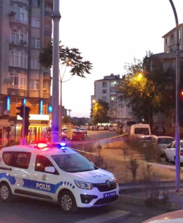 Sokak ortasında silahla vurulan iki kardeşi ölüm ayırdı