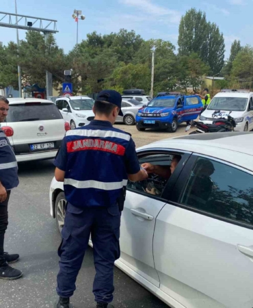 Süloğlu’nda emniyet ve jandarmadan ortak uygulama