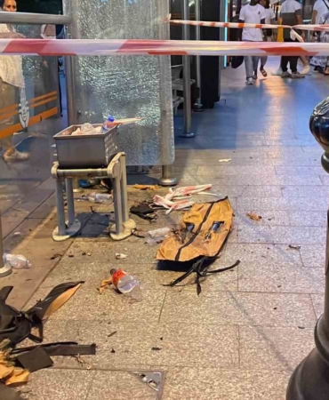 Sultanahmet tramvay durağında şüpheli çanta paniği