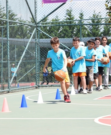 Sultangazi Belediyesi’nden genç sporculara yaz spor okulu